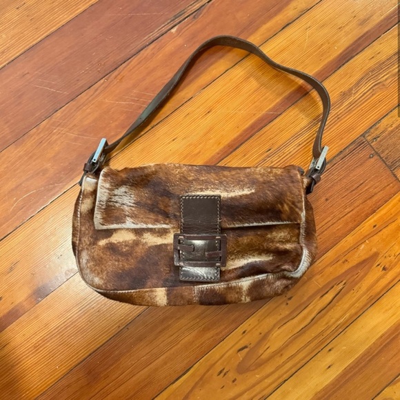 Fendi calf skin baguette - Picture 2 of 7